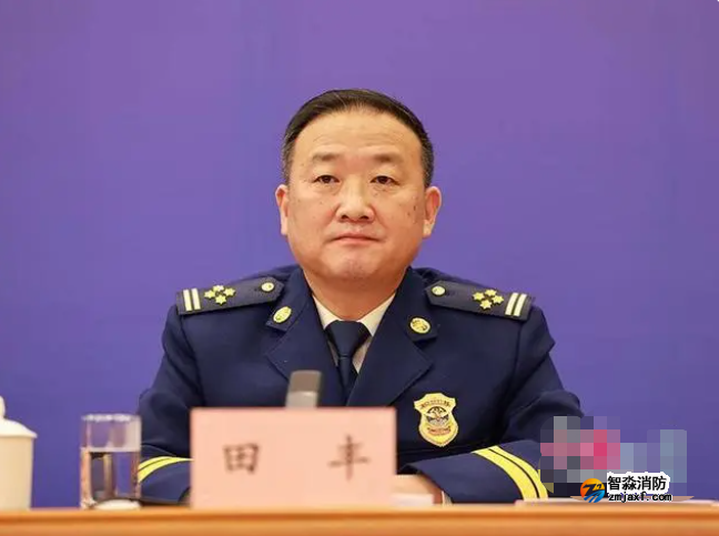 應急管理部答封面新聞：改革轉(zhuǎn)制以來139名消防救援隊伍人員犧牲