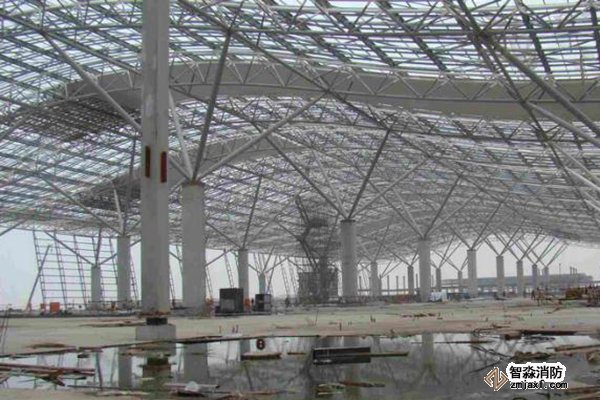 廠房需要設(shè)置貨梯或消防梯時，由建筑加固公司